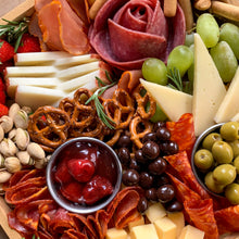 Cargar imagen en el visor de la galería, Signature Charcuterie Board 12"