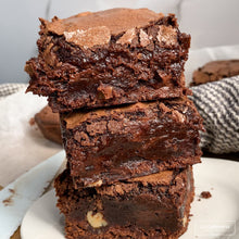 Cargar imagen en el visor de la galería, Chunky Brownies
