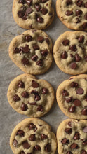 Cargar y reproducir el video en el visor de la galería, Chocolate Chips Cookies tradicionales
