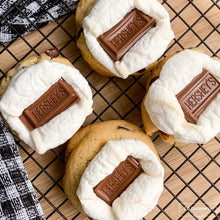 Cargar imagen en el visor de la galería, S&#39;mores Cookies
