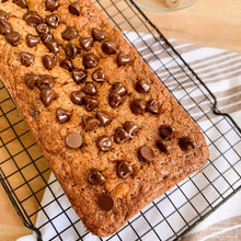 Cargar imagen en el visor de la galería, Chocolate Chips Banana Bread
